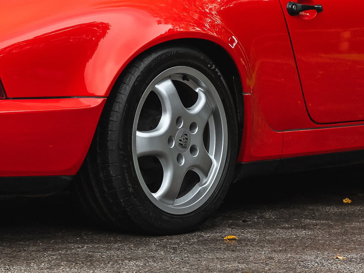 Porsche 911 III (964) — Təkər