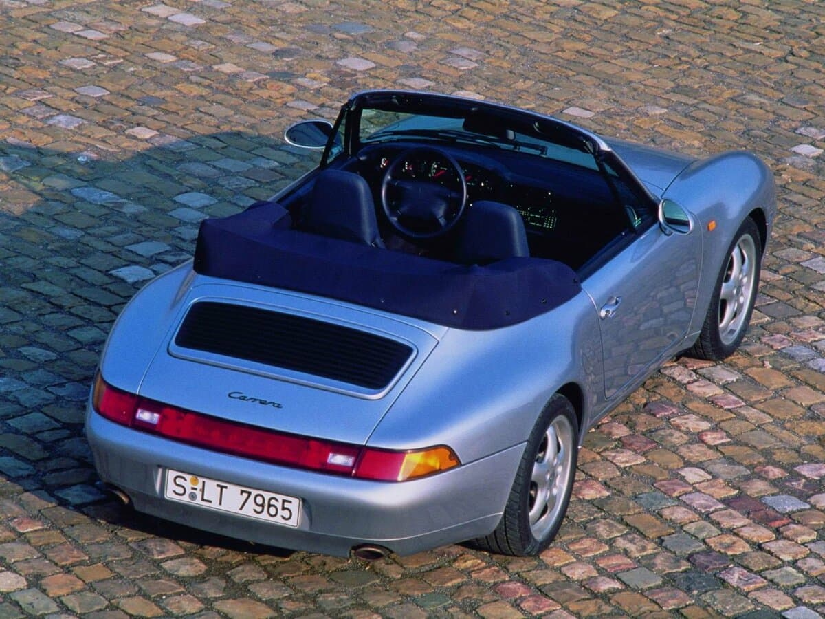 Porsche 911 IV (993) — 3/4 arxadan