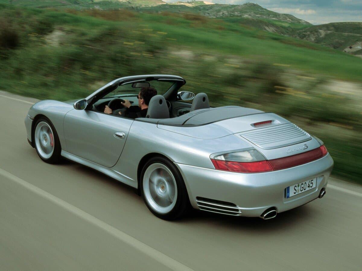 Porsche 911 V (996) Restayling — 3/4 arxadan
