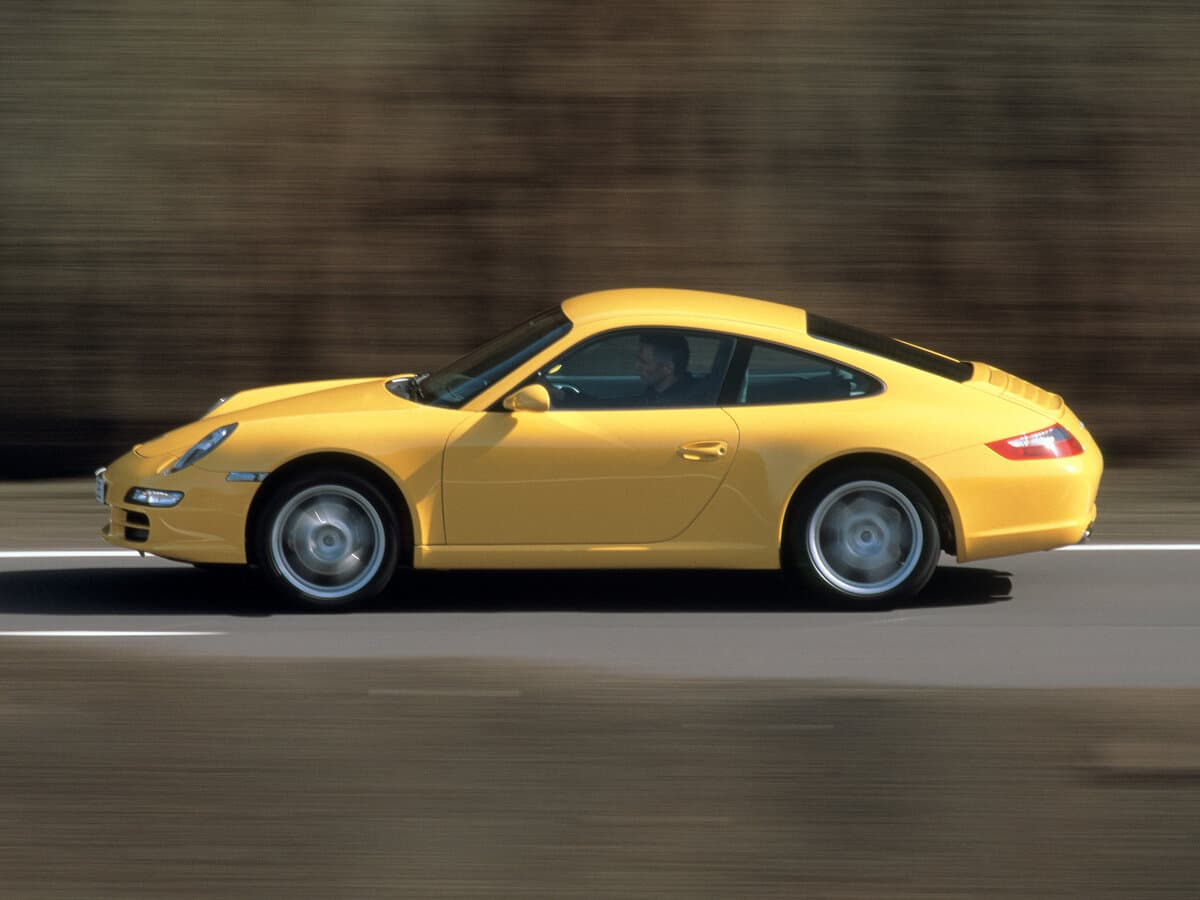 Porsche 911 VI (997) — Yandan