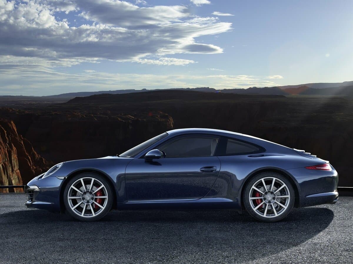 Porsche 911 VII (991) — Yandan