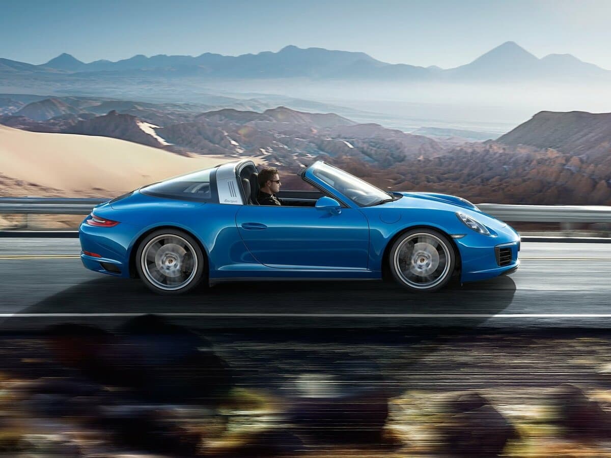 Porsche 911 VII (991) Restayling — Yandan