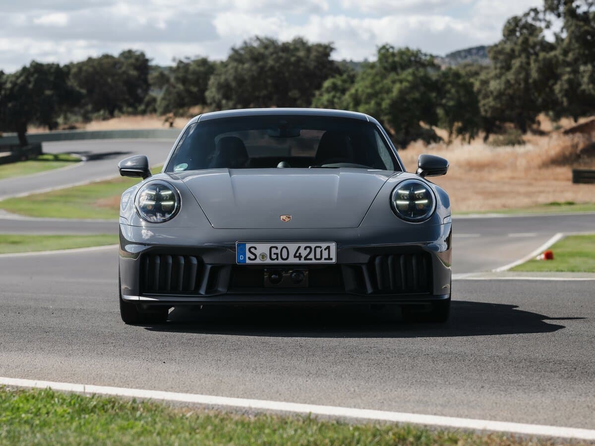 Porsche 911 VIII (992) Restayling — Öndən