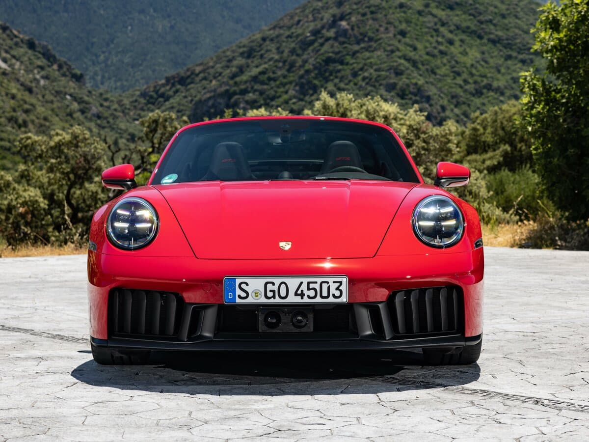 Porsche 911 VIII (992) Restayling — Öndən
