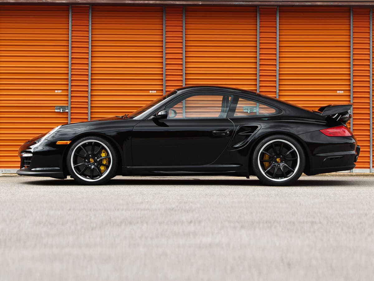 Porsche 911 GT2 997 — Yandan