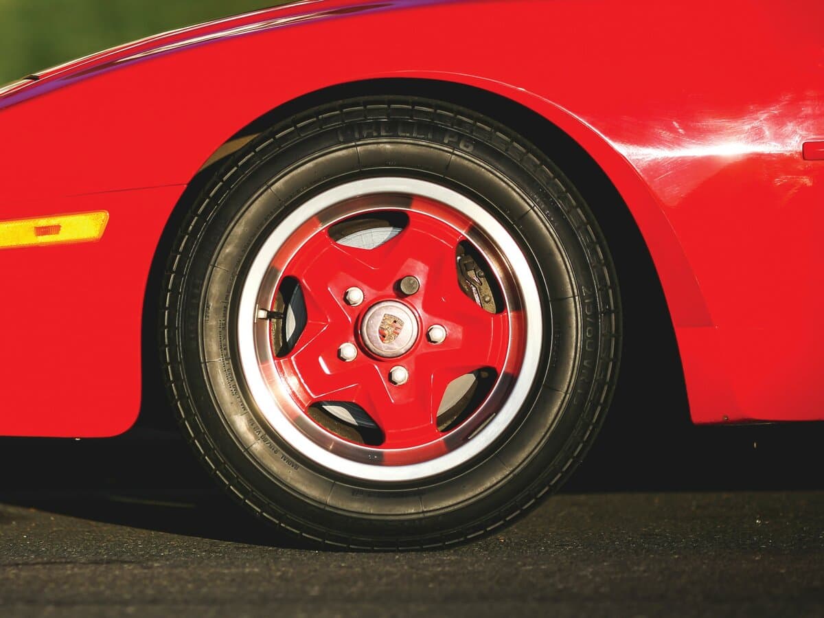 Porsche 944 1981 – 1991 — Təkər