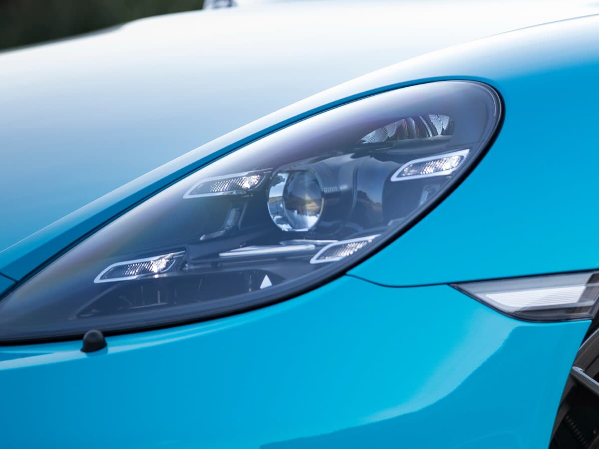 Porsche Cayman III 718 (982) — Fara