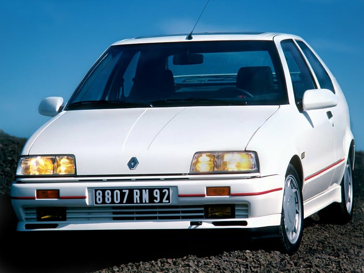 Renault 19 I — Öndən