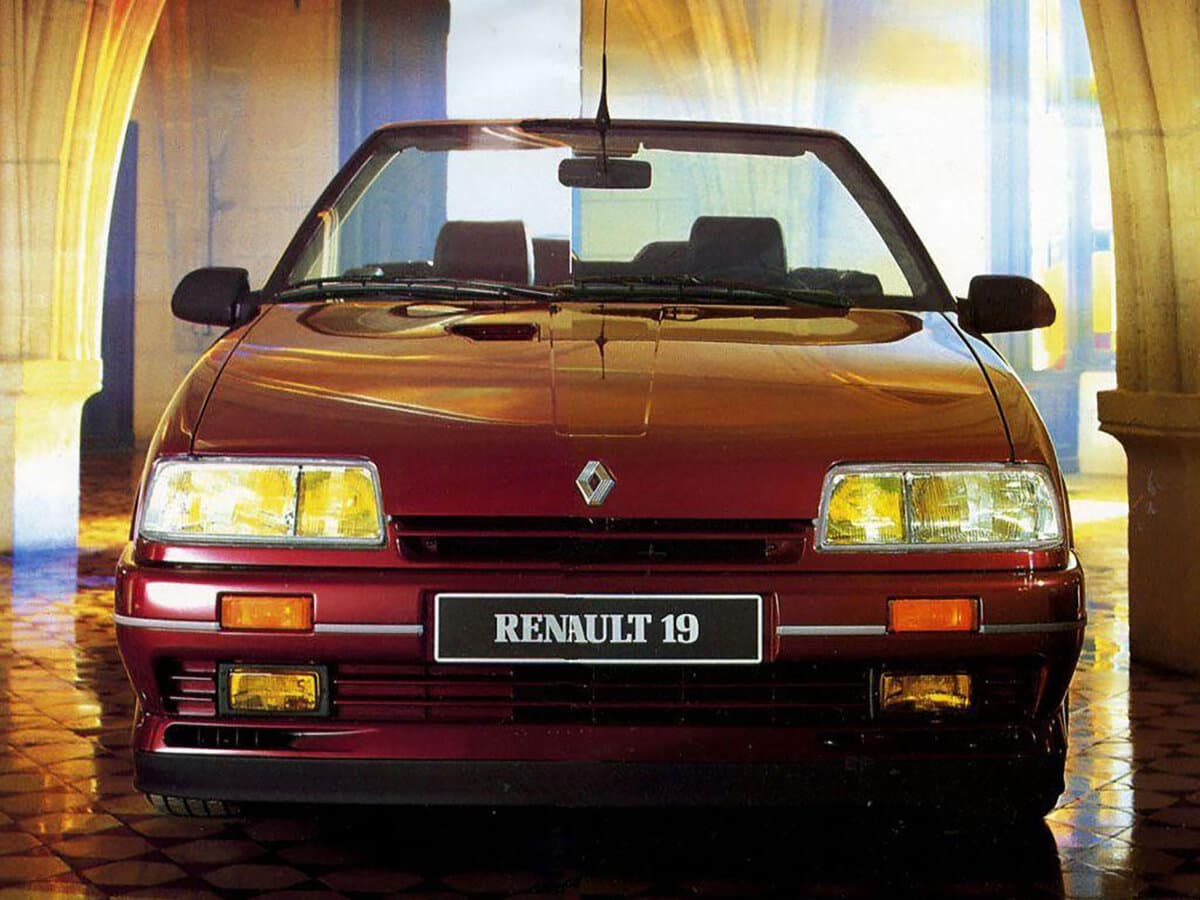 Renault 19 I — Öndən