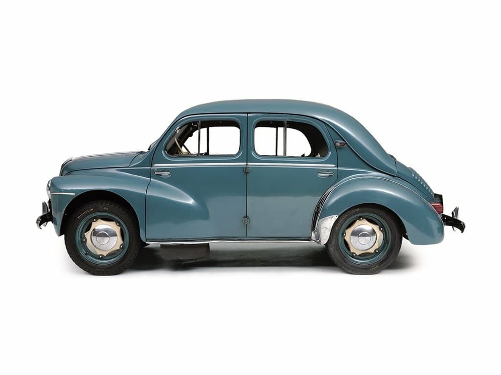 Renault 4CV 1947 – 1961 — Yandan