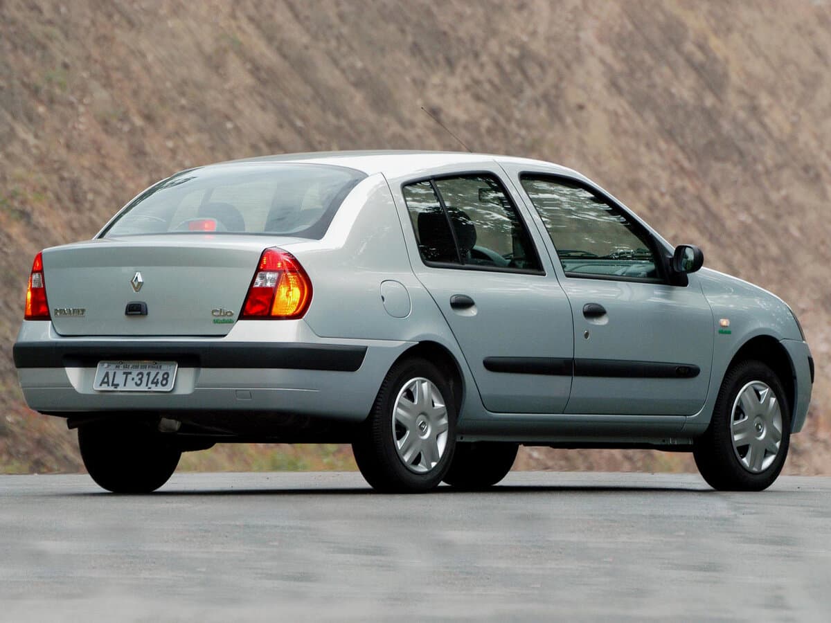 Renault Clio II — 3/4 arxadan