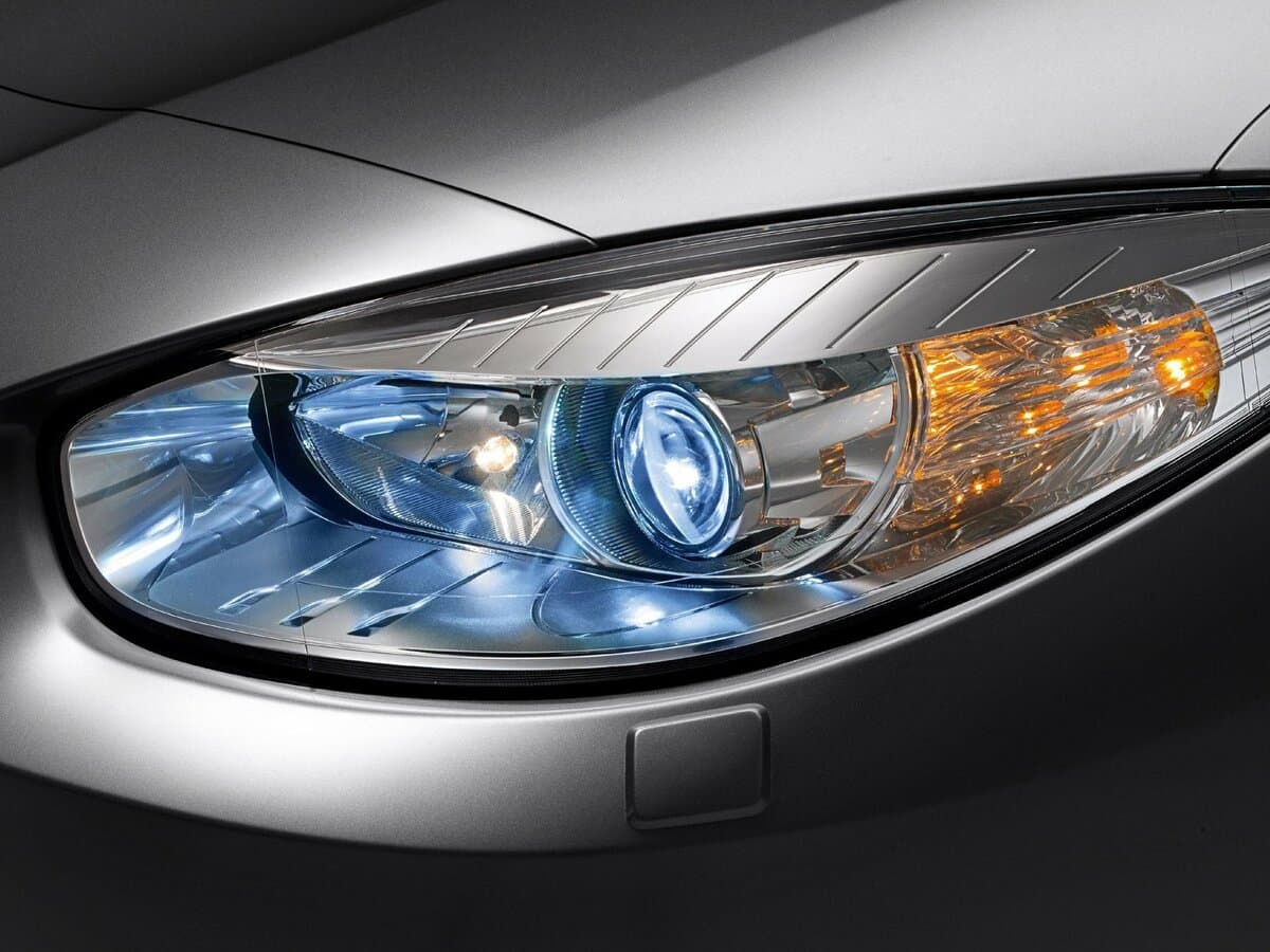 Renault Fluence I — Fara