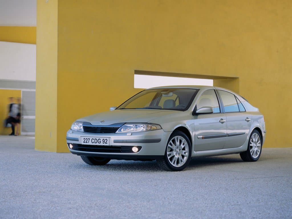 Renault Laguna II — Əsas şəkil