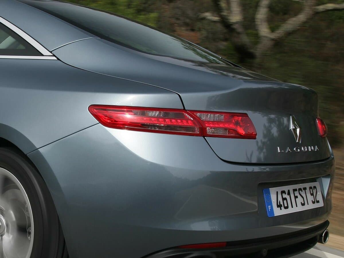 Renault Laguna III — Detal