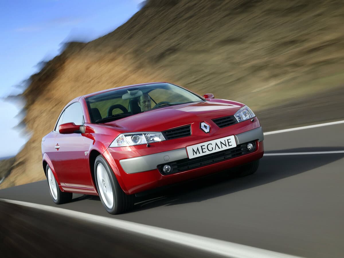 Renault Megane II — Öndən