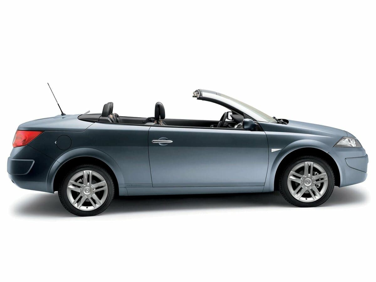 Renault Megane II — Yandan