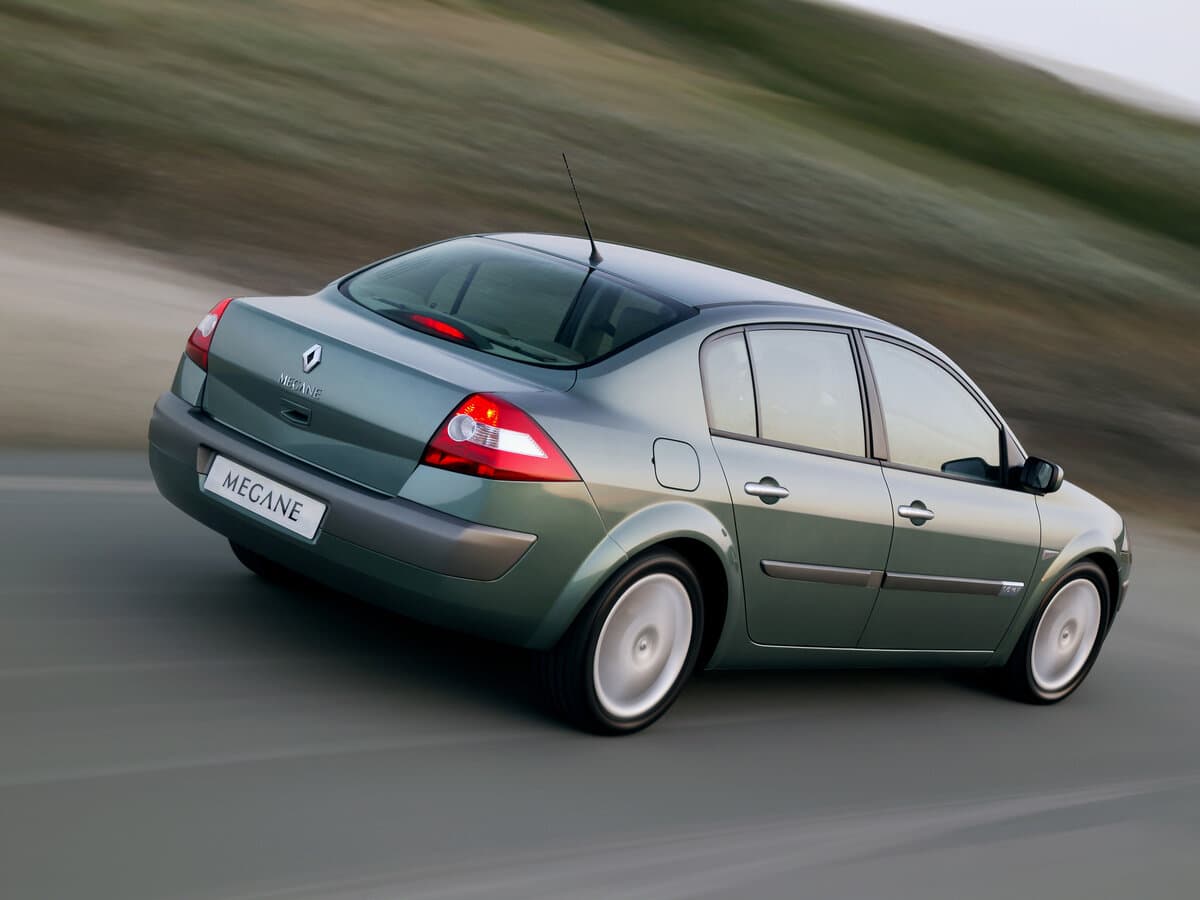 Renault Megane II — 3/4 arxadan