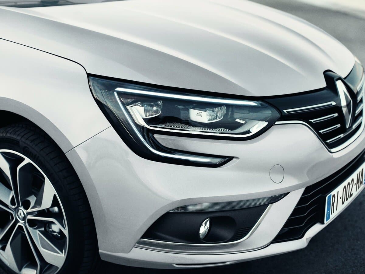 Renault Megane IV — Fara