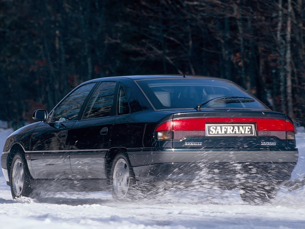 Renault Safrane I — 3/4 arxadan