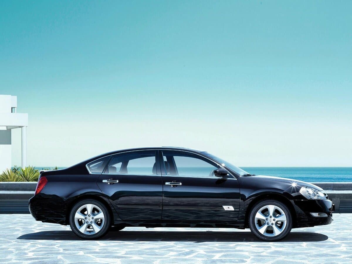 Renault Safrane II — Yandan
