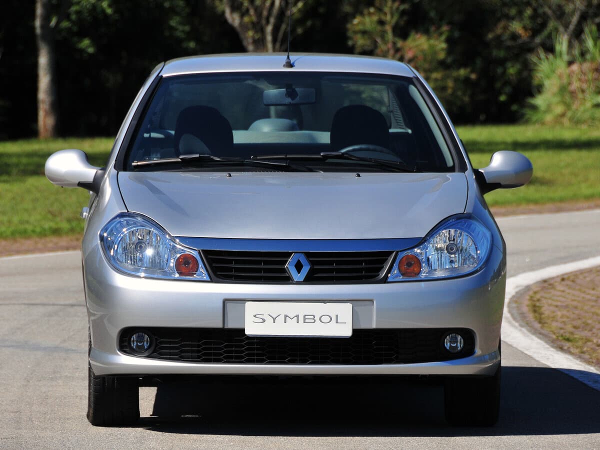 Renault Symbol ll — Öndən