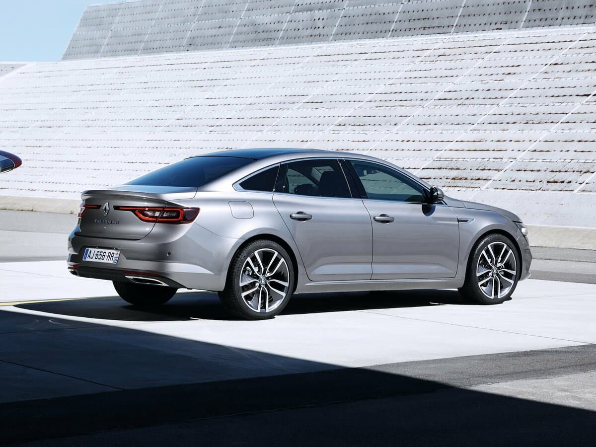 Renault Talisman I — 3/4 arxadan