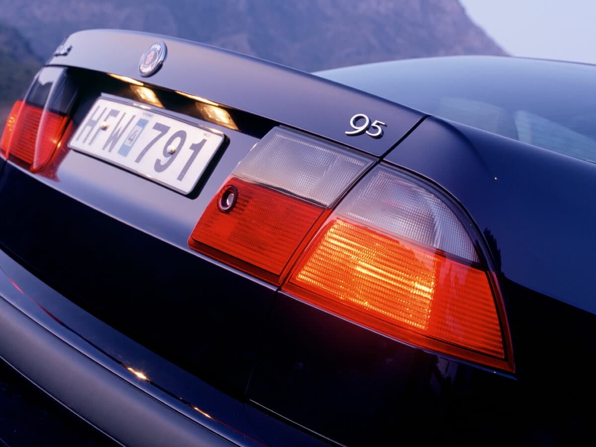 Saab 9-5 I — Detal