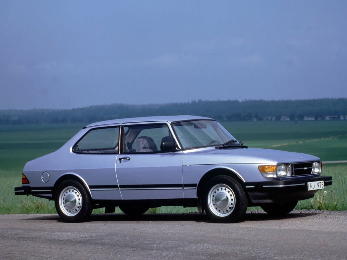 Saab 90 1984 – 1987 — Yandan