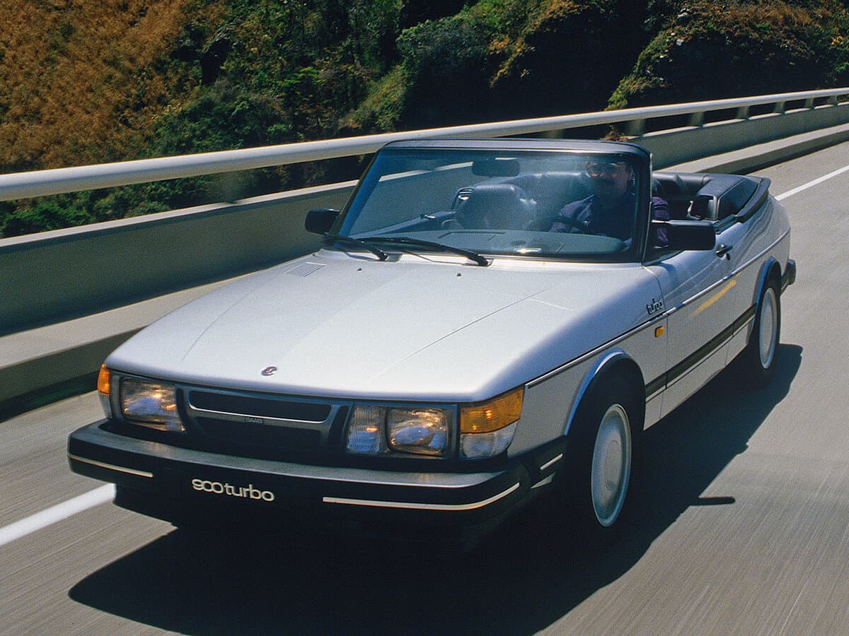 Saab 900 I — Öndən