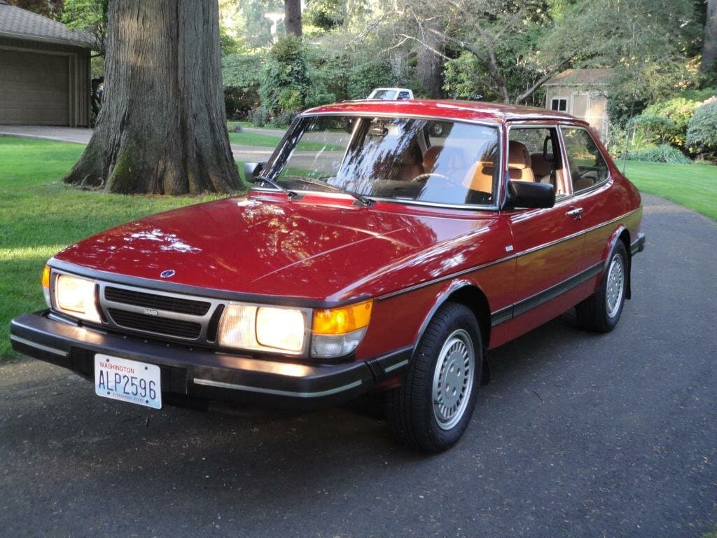 Saab 900 I — Öndən