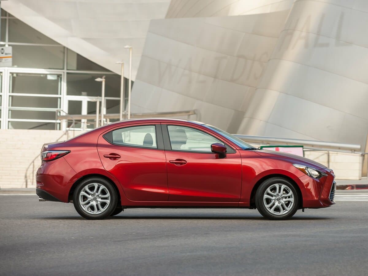 Scion iA 2015 – 2016 — Yandan
