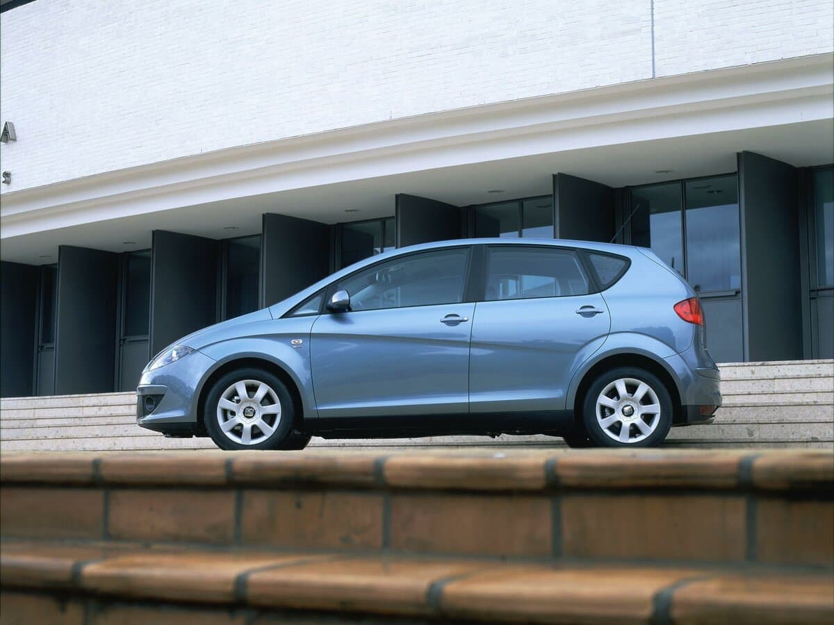 SEAT Altea I — Yandan