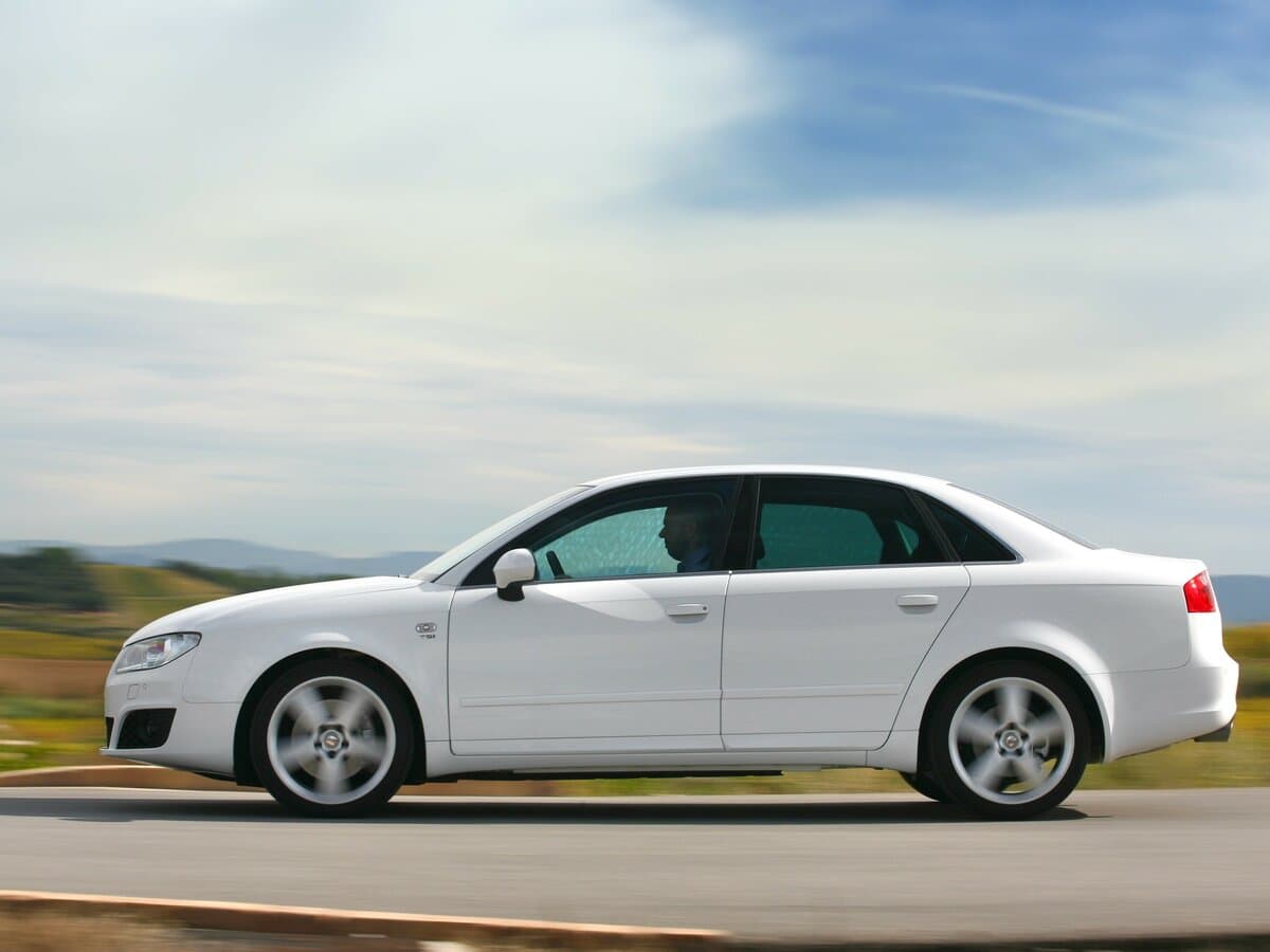 SEAT Exeo 2008 – 2013 — Yandan