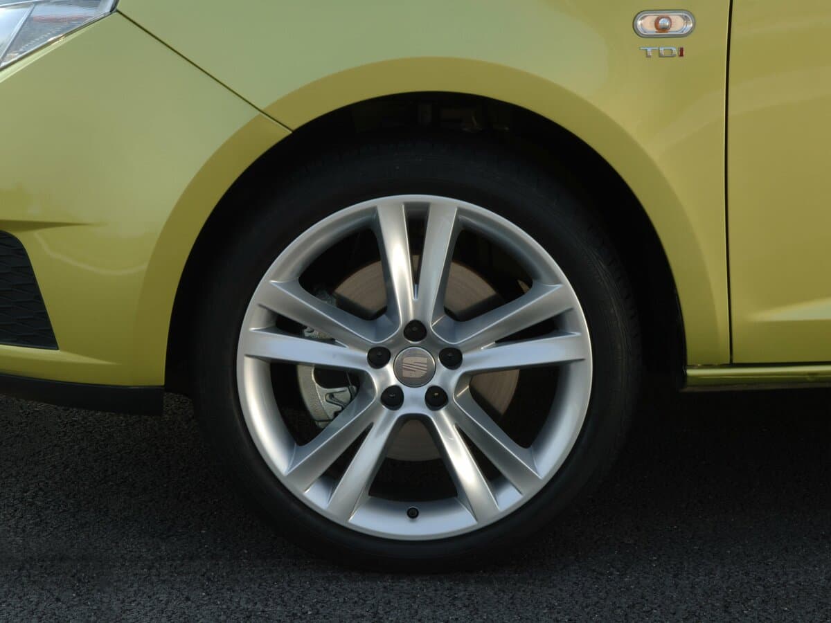 SEAT Ibiza IV — Təkər