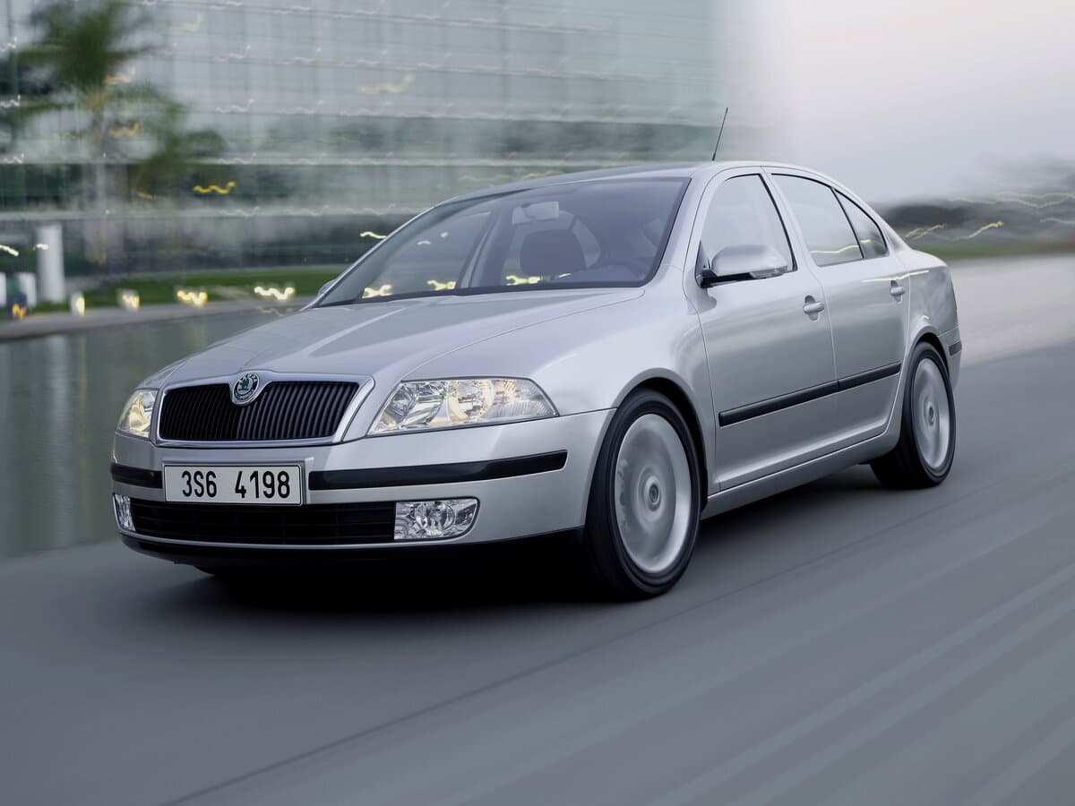 Skoda Octavia II (A5) — Əsas şəkil