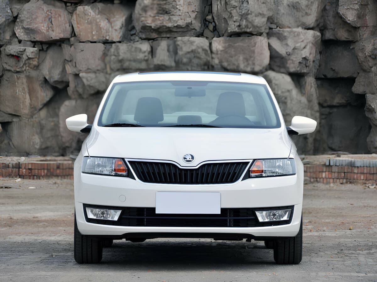 Skoda Rapid I — Öndən