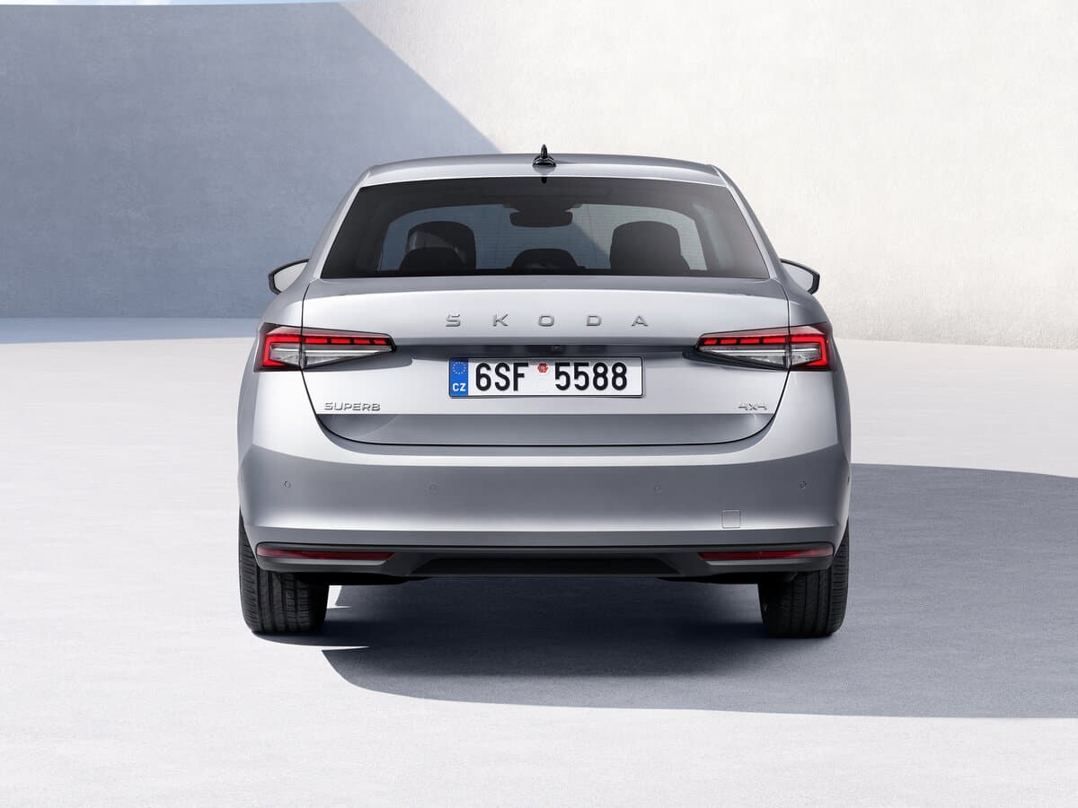 Skoda Superb IV — Arxadan