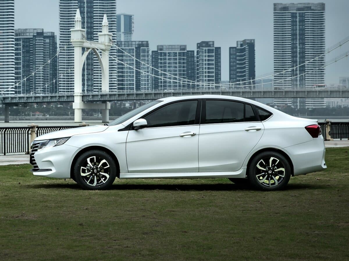 Soueast A5 2018 – 2023 — Yandan