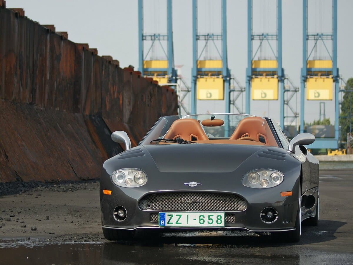 Spyker C8 I — Öndən