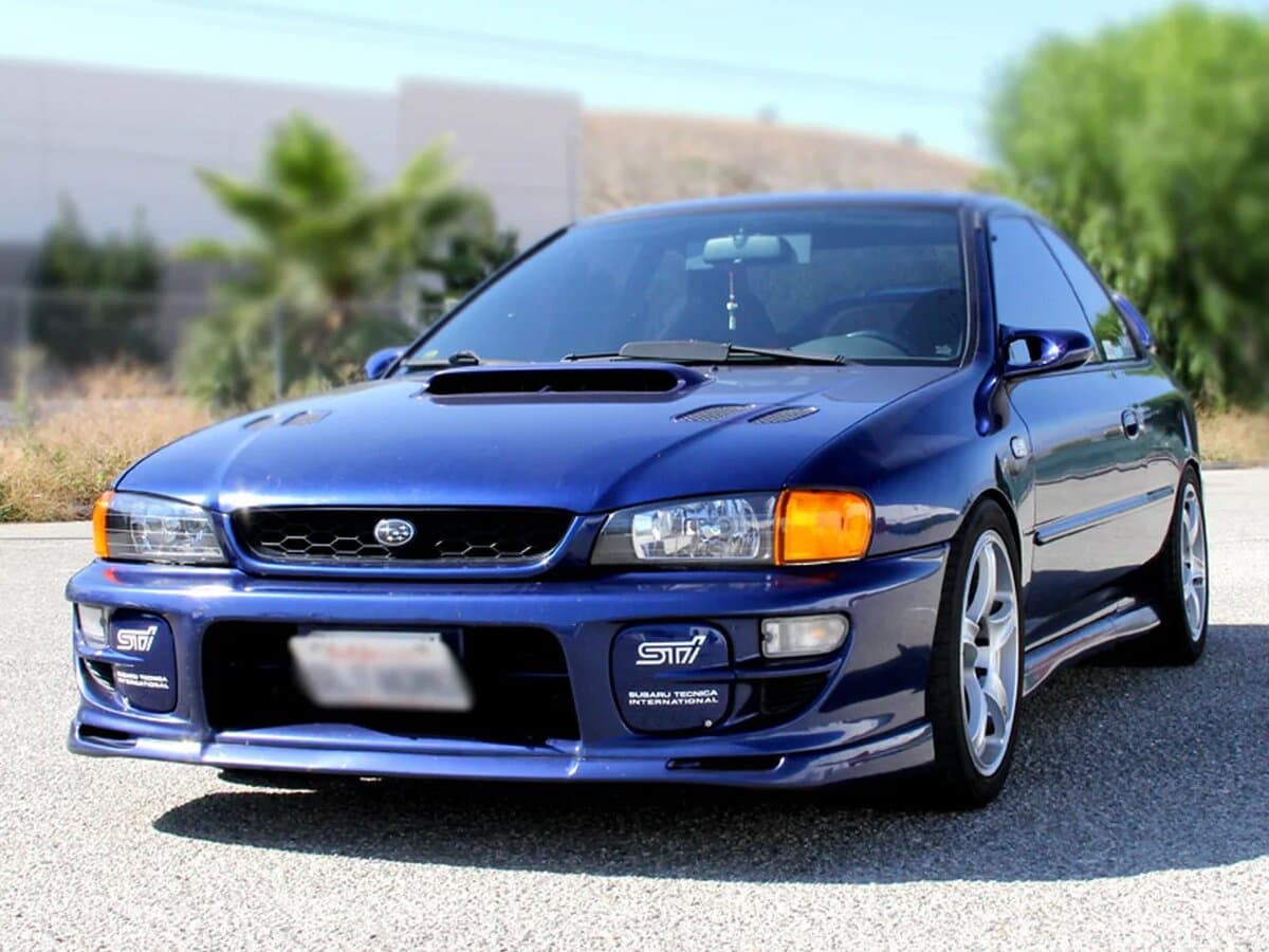 Subaru Impreza I — Öndən