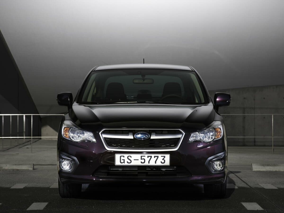 Subaru Impreza IV — Öndən