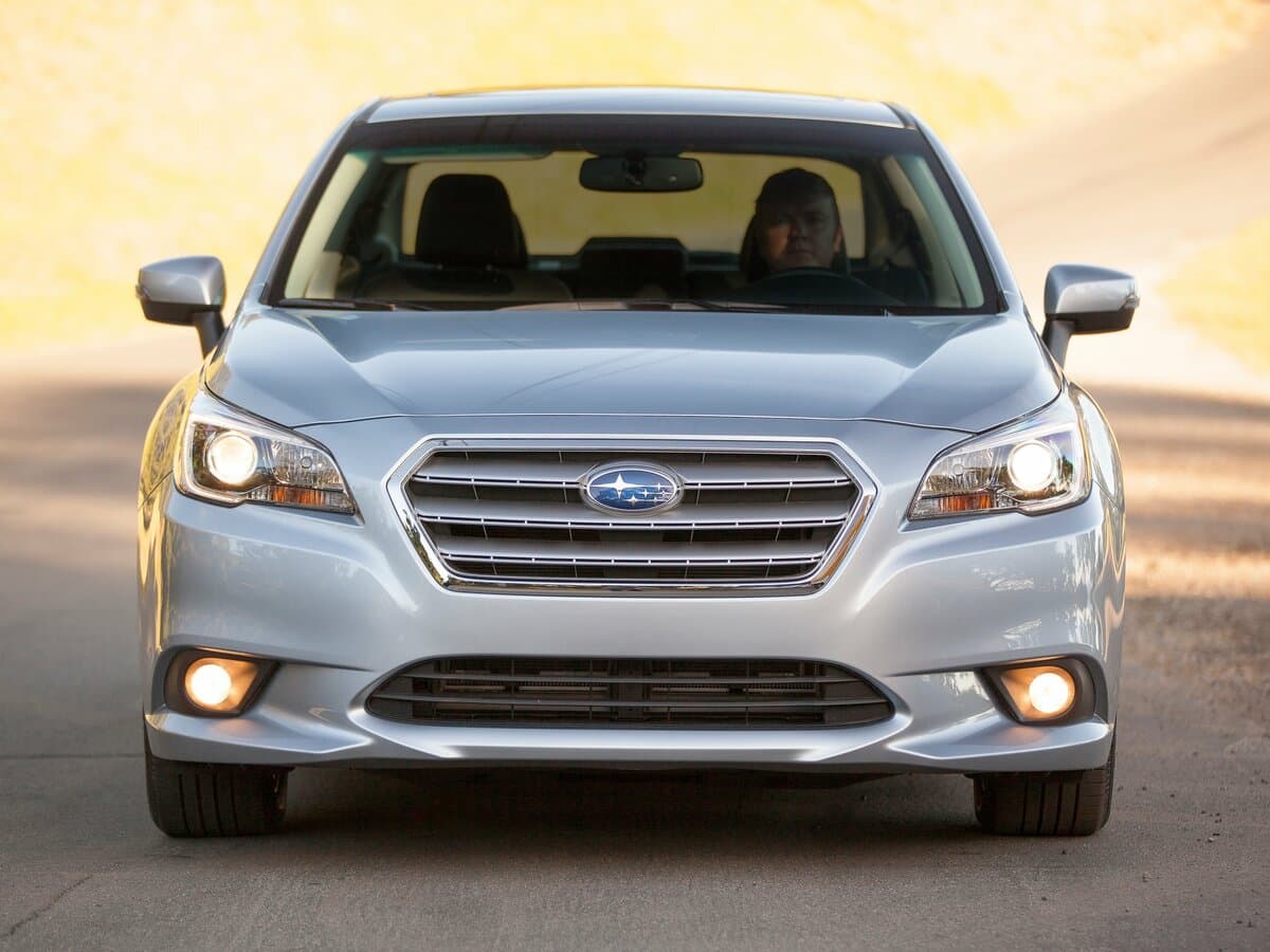 Subaru Legacy VI — Öndən