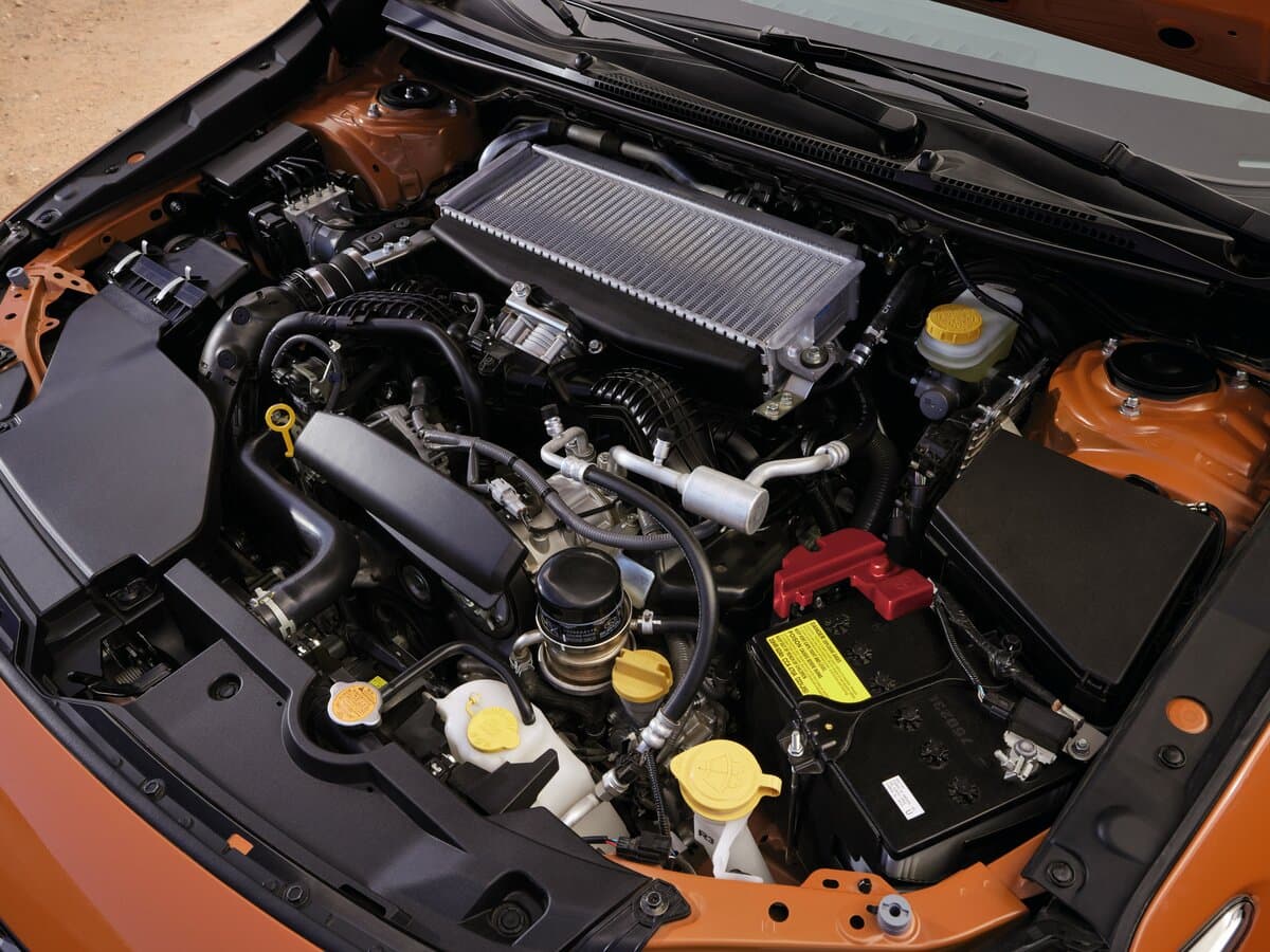 Subaru WRX II — Salon, arxadan