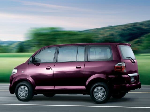 Suzuki APV I — Yandan