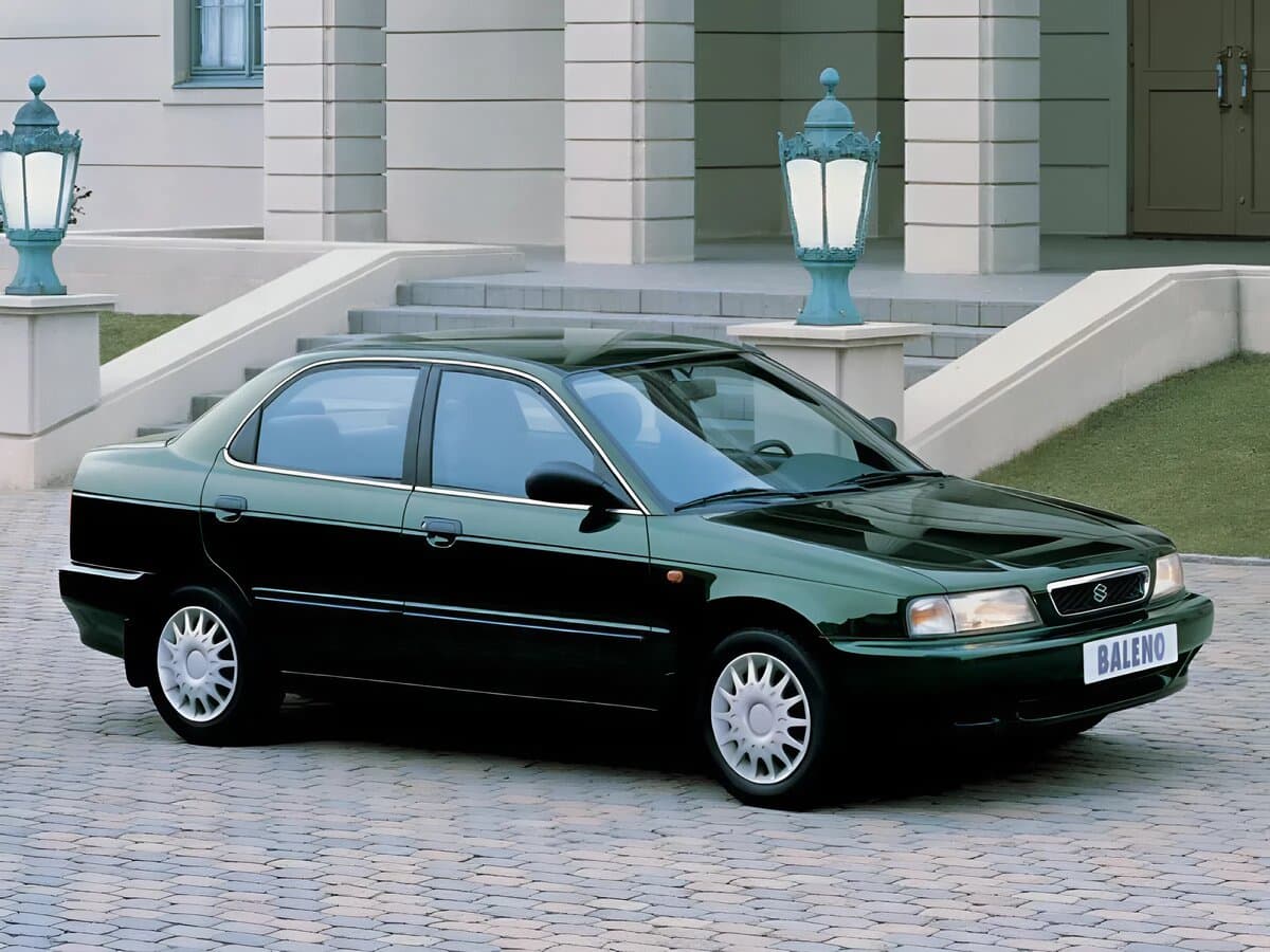 Suzuki Baleno I — Yandan
