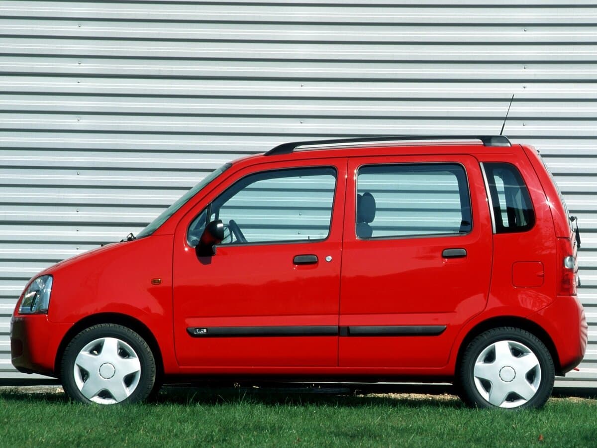 Suzuki Wagon R II — Yandan