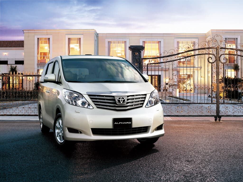 Toyota Alphard II — Öndən