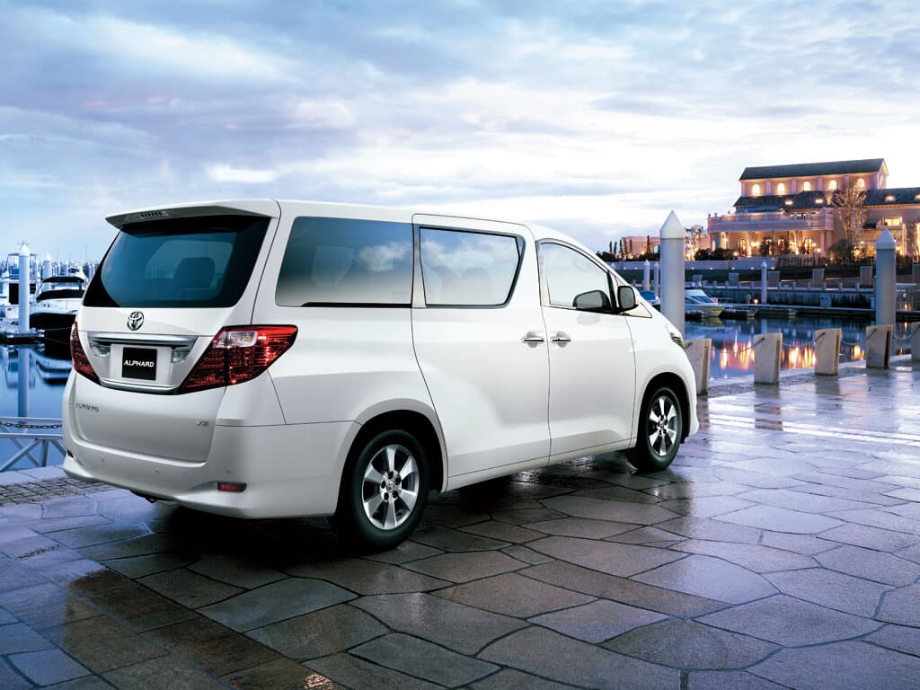 Toyota Alphard II — 3/4 arxadan