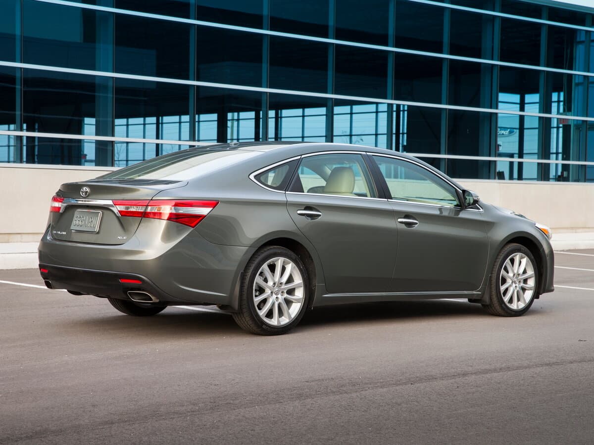 Toyota Avalon IV — 3/4 arxadan