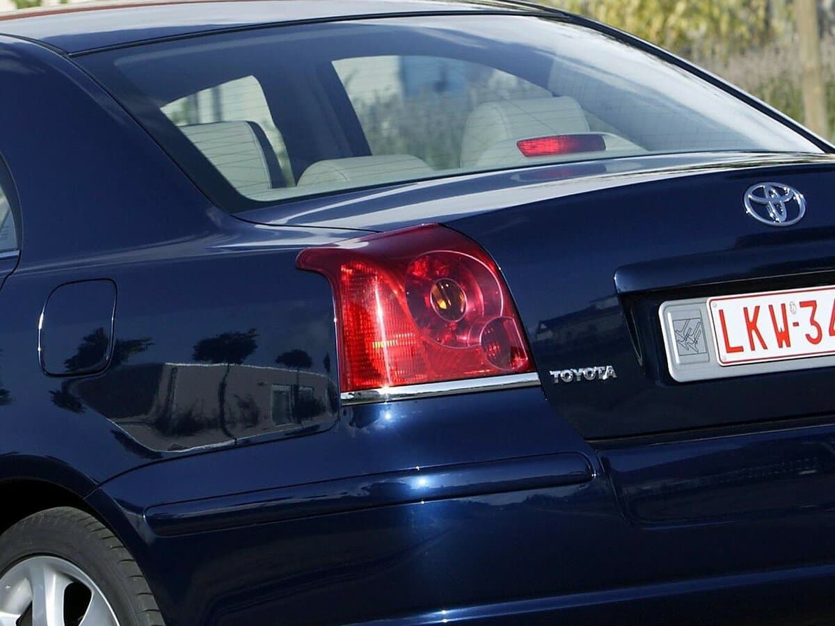 Toyota Avensis II — Detal